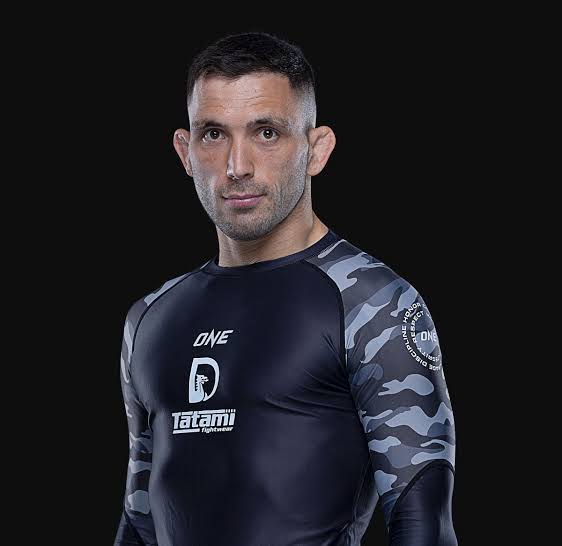 Chris MMA Champion
